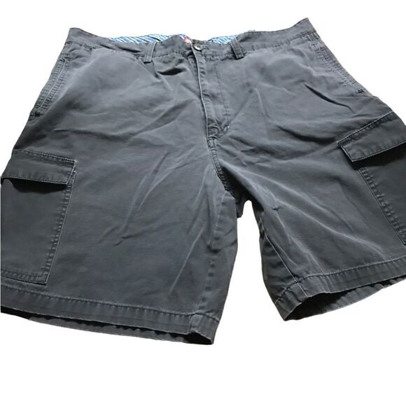Chaps by Ralph Lauren blue cargo shorts see pics size 38 - Picture 1 of 6